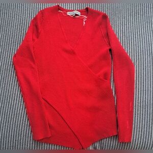 Absolutely Famous sparkly red top size L